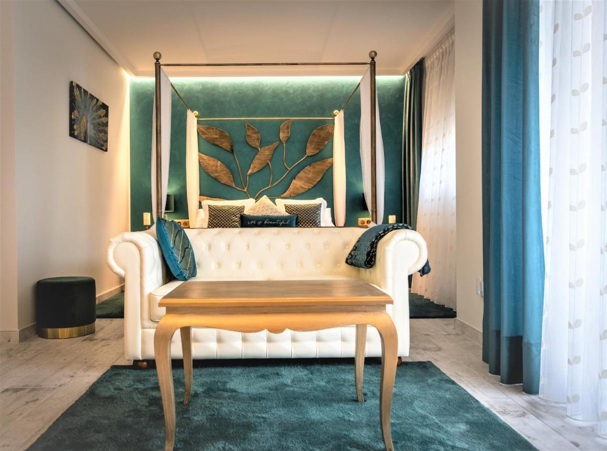El Moli De Pontons Suites Con Jacuzzi Spa エクステリア 写真