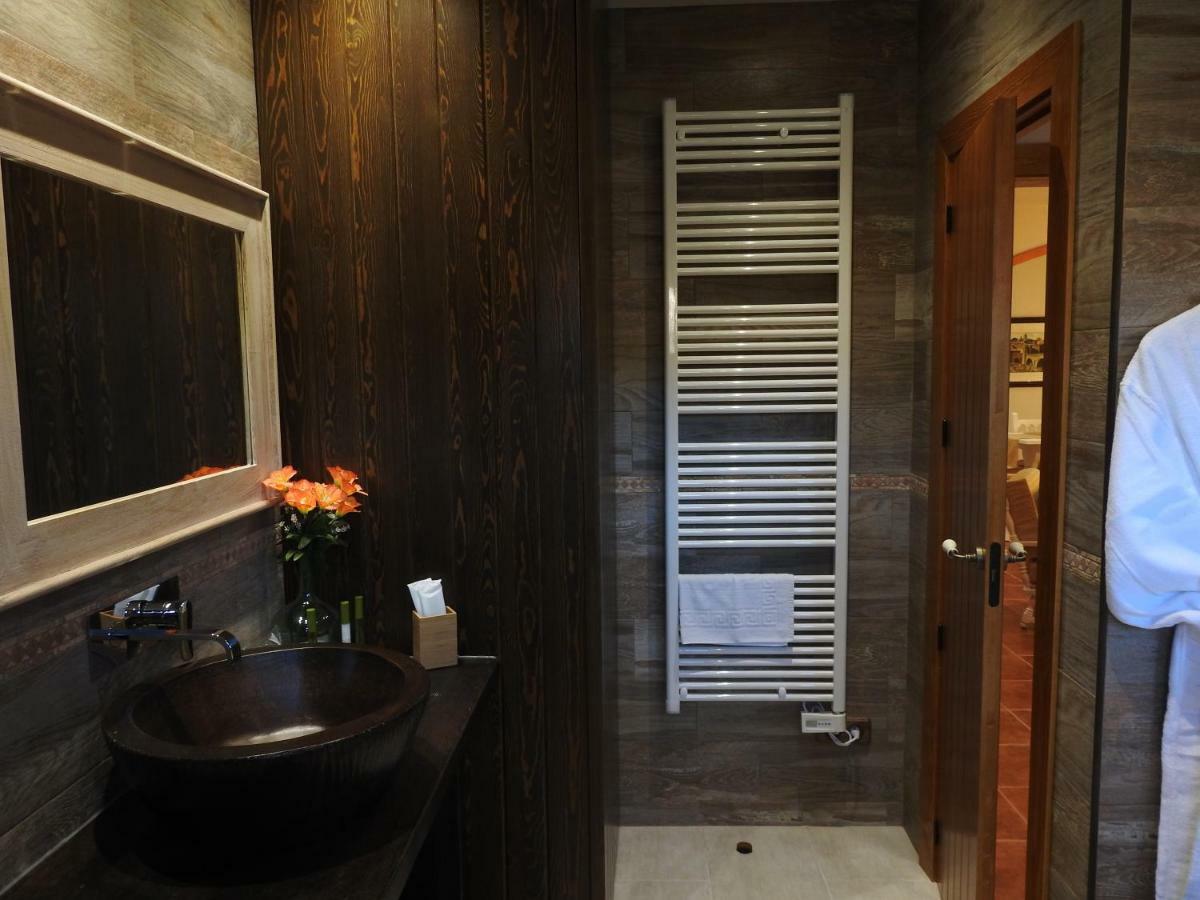 El Moli De Pontons Suites Con Jacuzzi Spa エクステリア 写真